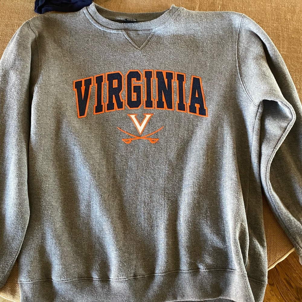 Men’s Medium Gray University of Virginia Crewneck Sweatshirt